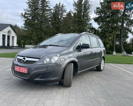 Серый Опель Зафира, объемом двигателя 1.6 л и пробегом 205 тыс. км за 6999 $, фото 8 на Automoto.ua