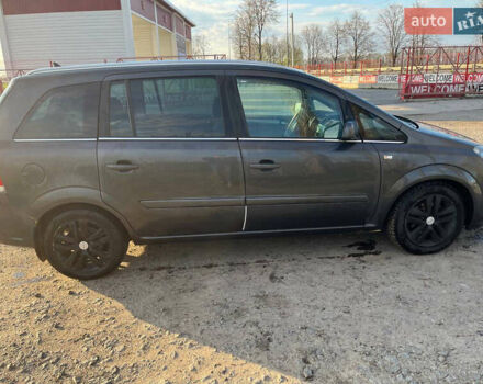 Серый Опель Зафира, объемом двигателя 1.8 л и пробегом 300 тыс. км за 5300 $, фото 6 на Automoto.ua