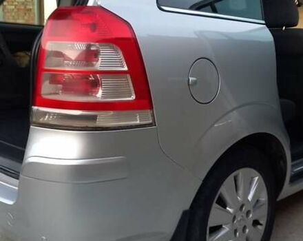 Серый Опель Зафира, объемом двигателя 1.7 л и пробегом 265 тыс. км за 6550 $, фото 19 на Automoto.ua