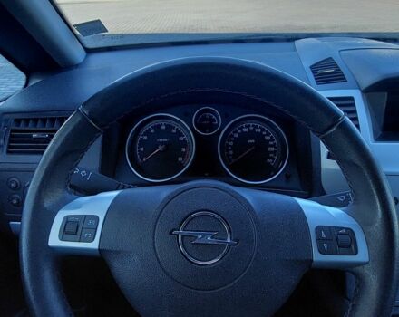 Серый Опель Зафира, объемом двигателя 1.6 л и пробегом 189 тыс. км за 6700 $, фото 17 на Automoto.ua