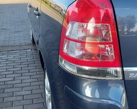 Серый Опель Зафира, объемом двигателя 1.6 л и пробегом 189 тыс. км за 6700 $, фото 15 на Automoto.ua