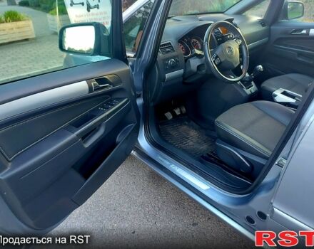 Серый Опель Зафира, объемом двигателя 1.8 л и пробегом 210 тыс. км за 7800 $, фото 6 на Automoto.ua