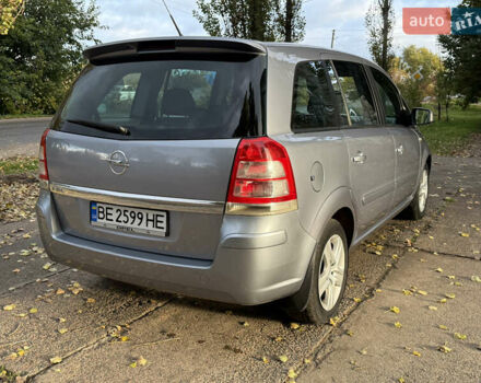 Серый Опель Зафира, объемом двигателя 1.8 л и пробегом 285 тыс. км за 6500 $, фото 4 на Automoto.ua