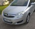 Серый Опель Зафира, объемом двигателя 2.2 л и пробегом 215 тыс. км за 6200 $, фото 12 на Automoto.ua