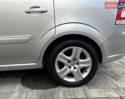 Серый Опель Зафира, объемом двигателя 1.6 л и пробегом 167 тыс. км за 7499 $, фото 23 на Automoto.ua