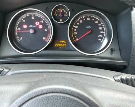 Сірий Опель Зафіра, об'ємом двигуна 1.7 л та пробігом 228 тис. км за 6500 $, фото 11 на Automoto.ua