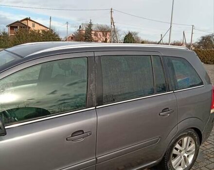 Серый Опель Зафира, объемом двигателя 1.69 л и пробегом 234 тыс. км за 6800 $, фото 81 на Automoto.ua