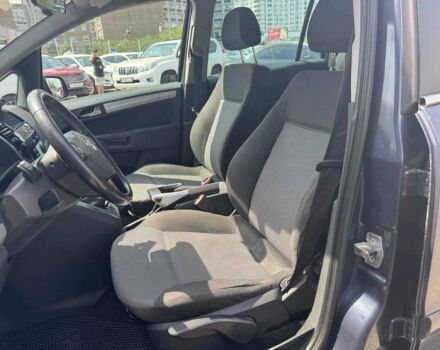 Серый Опель Зафира, объемом двигателя 1.7 л и пробегом 320 тыс. км за 6990 $, фото 8 на Automoto.ua