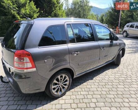 Сірий Опель Зафіра, об'ємом двигуна 1.7 л та пробігом 300 тис. км за 7500 $, фото 3 на Automoto.ua