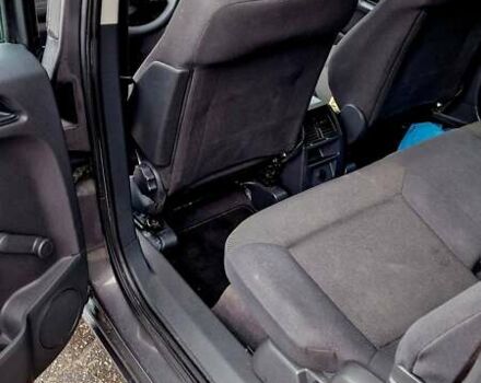 Серый Опель Зафира, объемом двигателя 1.6 л и пробегом 221 тыс. км за 7000 $, фото 15 на Automoto.ua