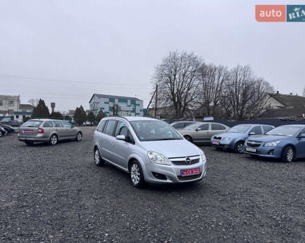 Серый Опель Зафира, объемом двигателя 1.8 л и пробегом 250 тыс. км за 6140 $, фото 3 на Automoto.ua