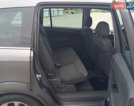 Сірий Опель Зафіра, об'ємом двигуна 1.6 л та пробігом 223 тис. км за 6900 $, фото 37 на Automoto.ua