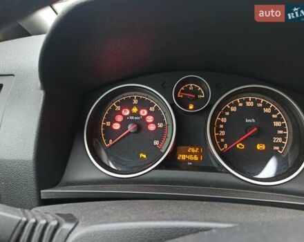 Серый Опель Зафира, объемом двигателя 1.7 л и пробегом 284 тыс. км за 6998 $, фото 1 на Automoto.ua