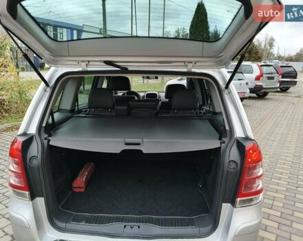 Серый Опель Зафира, объемом двигателя 1.8 л и пробегом 217 тыс. км за 6700 $, фото 22 на Automoto.ua