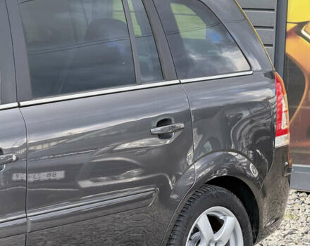 Опель Зафира 2010 в Стрые на Automoto.ua Серый Опель Зафира, объемом двигателя 1.8 л и пробегом 197 тыс. км за 6999 $, фото 9 на Automoto.ua