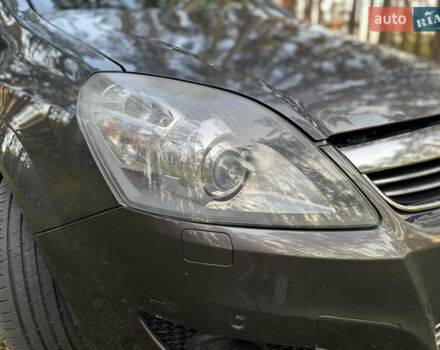 Серый Опель Зафира, объемом двигателя 1.7 л и пробегом 320 тыс. км за 7400 $, фото 57 на Automoto.ua