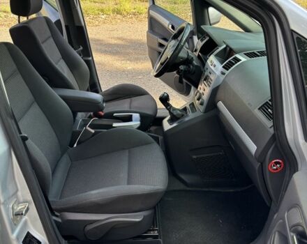 Опель Зафира 2011 в Черновцах на Automoto.ua Серый Опель Зафира, объемом двигателя 1.7 л и пробегом 4 тыс. км за 6100 $, фото 6 на Automoto.ua