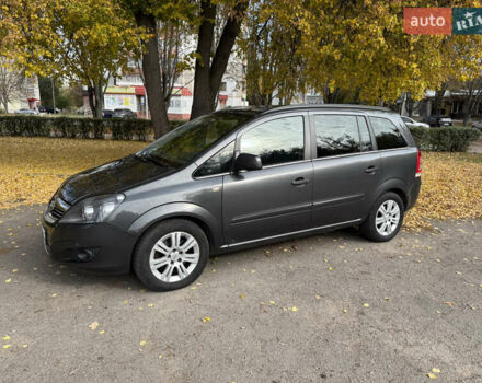 Серый Опель Зафира, объемом двигателя 1.6 л и пробегом 201 тыс. км за 6500 $, фото 11 на Automoto.ua
