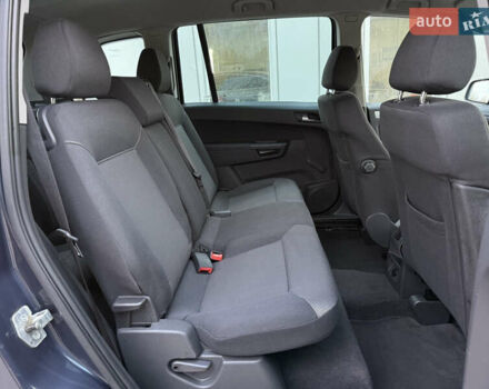 Опель Зафіра 2011 у Тернополі на Automoto.ua Сірий Опель Зафіра, об'ємом двигуна 1.6 л та пробігом 233 тис. км за 7400 $, фото 36 на Automoto.ua