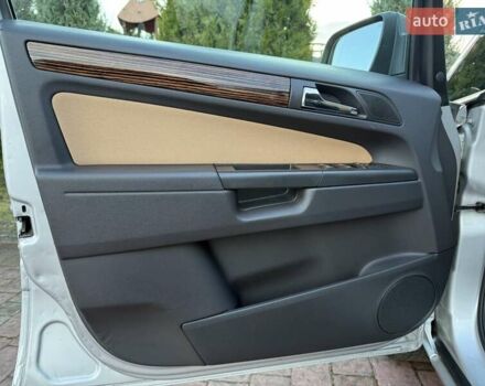 Серый Опель Зафира, объемом двигателя 1.8 л и пробегом 227 тыс. км за 7499 $, фото 29 на Automoto.ua