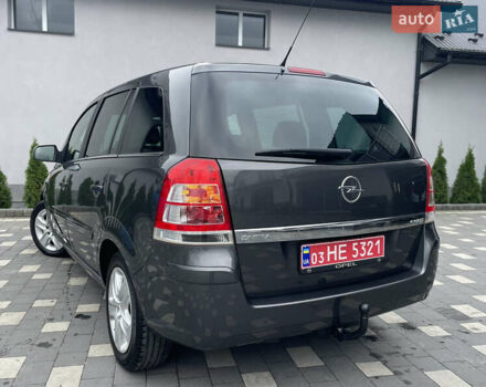 Опель Зафира 2011 в Дрогобыче на Automoto.ua Серый Опель Зафира, объемом двигателя 1.7 л и пробегом 205 тыс. км за 8299 $, фото 20 на Automoto.ua