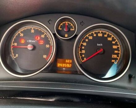 Серый Опель Зафира, объемом двигателя 1.7 л и пробегом 344 тыс. км за 5500 $, фото 2 на Automoto.ua