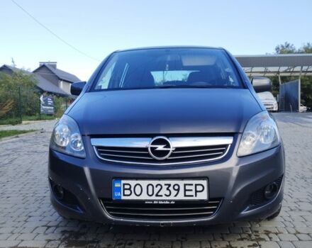 Серый Опель Зафира, объемом двигателя 1.7 л и пробегом 270 тыс. км за 6200 $, фото 2 на Automoto.ua