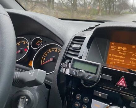 Серый Опель Зафира, объемом двигателя 1.7 л и пробегом 213 тыс. км за 6850 $, фото 21 на Automoto.ua