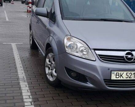 Серый Опель Зафира, объемом двигателя 1.7 л и пробегом 310 тыс. км за 6500 $, фото 3 на Automoto.ua