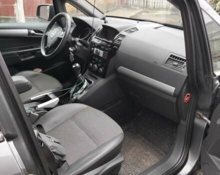 Серый Опель Зафира, объемом двигателя 1.7 л и пробегом 280 тыс. км за 7000 $, фото 8 на Automoto.ua