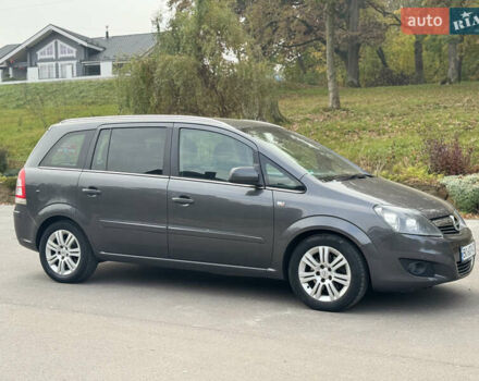 Опель Зафира 2011 в Тернополе на Automoto.ua Серый Опель Зафира, объемом двигателя 1.69 л и пробегом 220 тыс. км за 6500 $, фото 24 на Automoto.ua