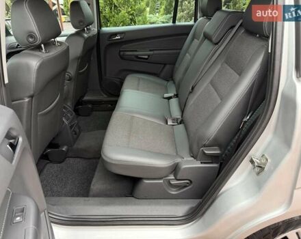 Серый Опель Зафира, объемом двигателя 1.7 л и пробегом 229 тыс. км за 8399 $, фото 136 на Automoto.ua