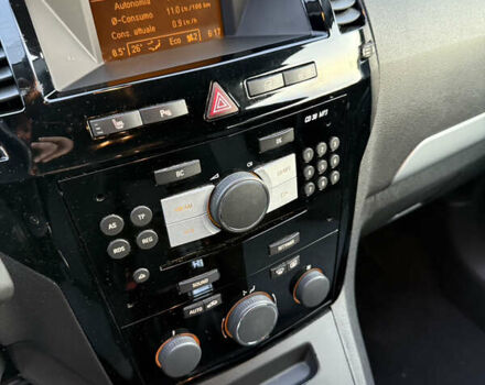 Серый Опель Зафира, объемом двигателя 1.8 л и пробегом 189 тыс. км за 7950 $, фото 12 на Automoto.ua