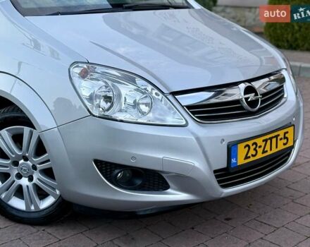 Серый Опель Зафира, объемом двигателя 1.8 л и пробегом 227 тыс. км за 7499 $, фото 11 на Automoto.ua