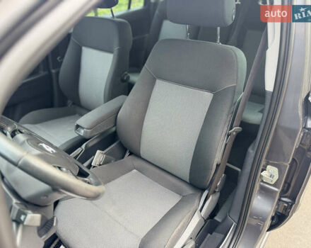 Опель Зафира 2011 в Тернополе на Automoto.ua Серый Опель Зафира, объемом двигателя 1.69 л и пробегом 220 тыс. км за 6500 $, фото 98 на Automoto.ua