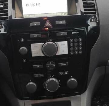 Серый Опель Зафира, объемом двигателя 1.69 л и пробегом 280 тыс. км за 6700 $, фото 8 на Automoto.ua