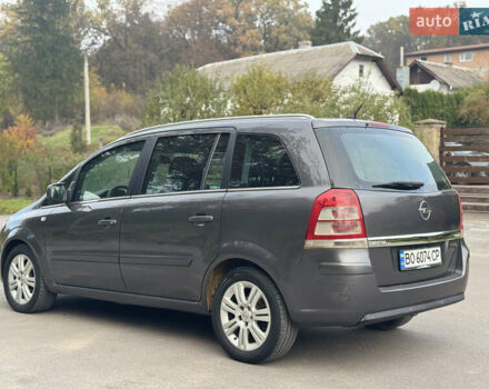 Опель Зафира 2011 в Тернополе на Automoto.ua Серый Опель Зафира, объемом двигателя 1.69 л и пробегом 220 тыс. км за 6500 $, фото 59 на Automoto.ua