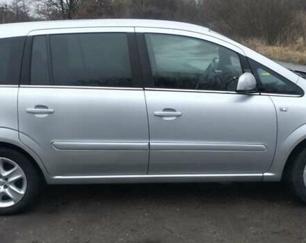 Серый Опель Зафира, объемом двигателя 1.6 л и пробегом 234 тыс. км за 7650 $, фото 3 на Automoto.ua