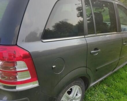 Серый Опель Зафира, объемом двигателя 1.7 л и пробегом 243 тыс. км за 7000 $, фото 1 на Automoto.ua