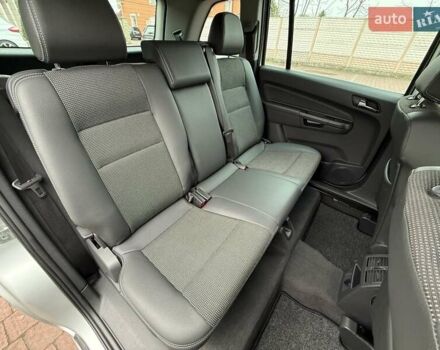 Серый Опель Зафира, объемом двигателя 1.7 л и пробегом 229 тыс. км за 8399 $, фото 157 на Automoto.ua