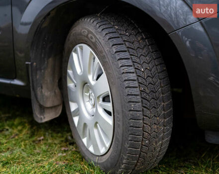 Сірий Опель Зафіра, об'ємом двигуна 1.8 л та пробігом 186 тис. км за 7750 $, фото 22 на Automoto.ua