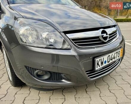 Опель Зафира 2011 в Виннице на Automoto.ua Серый Опель Зафира, объемом двигателя 1.6 л и пробегом 191 тыс. км за 6999 $, фото 16 на Automoto.ua