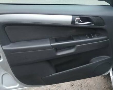 Серый Опель Зафира, объемом двигателя 1.6 л и пробегом 234 тыс. км за 7650 $, фото 15 на Automoto.ua