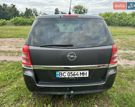 Серый Опель Зафира, объемом двигателя 1.7 л и пробегом 266 тыс. км за 7500 $, фото 4 на Automoto.ua