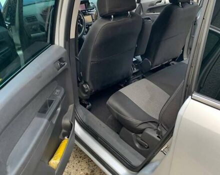 Серый Опель Зафира, объемом двигателя 1.7 л и пробегом 344 тыс. км за 5500 $, фото 7 на Automoto.ua