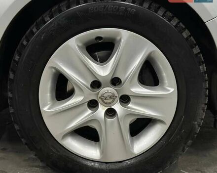 Серый Опель Зафира, объемом двигателя 1.6 л и пробегом 181 тыс. км за 7999 $, фото 23 на Automoto.ua