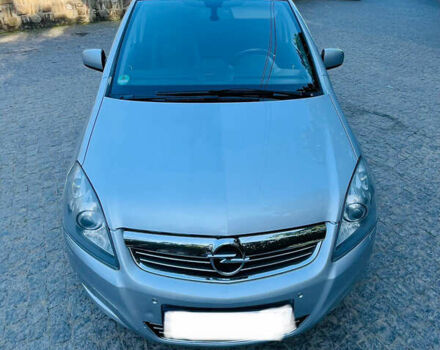 Серый Опель Зафира, объемом двигателя 1.69 л и пробегом 267 тыс. км за 8100 $, фото 7 на Automoto.ua