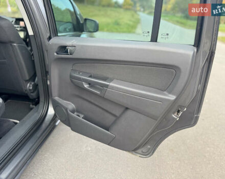 Опель Зафира 2011 в Тернополе на Automoto.ua Серый Опель Зафира, объемом двигателя 1.69 л и пробегом 220 тыс. км за 6500 $, фото 91 на Automoto.ua