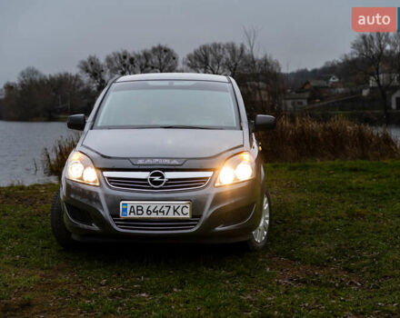 Сірий Опель Зафіра, об'ємом двигуна 1.8 л та пробігом 186 тис. км за 7750 $, фото 18 на Automoto.ua