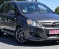 Серый Опель Зафира, объемом двигателя 1.7 л и пробегом 233 тыс. км за 7550 $, фото 4 на Automoto.ua
